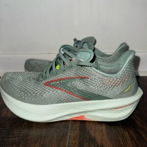 Brooks Hyperion Elite 3